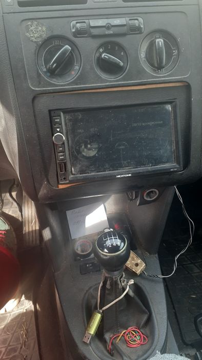 Фольксваген ТОУРАН,2.0 диз..2005Г