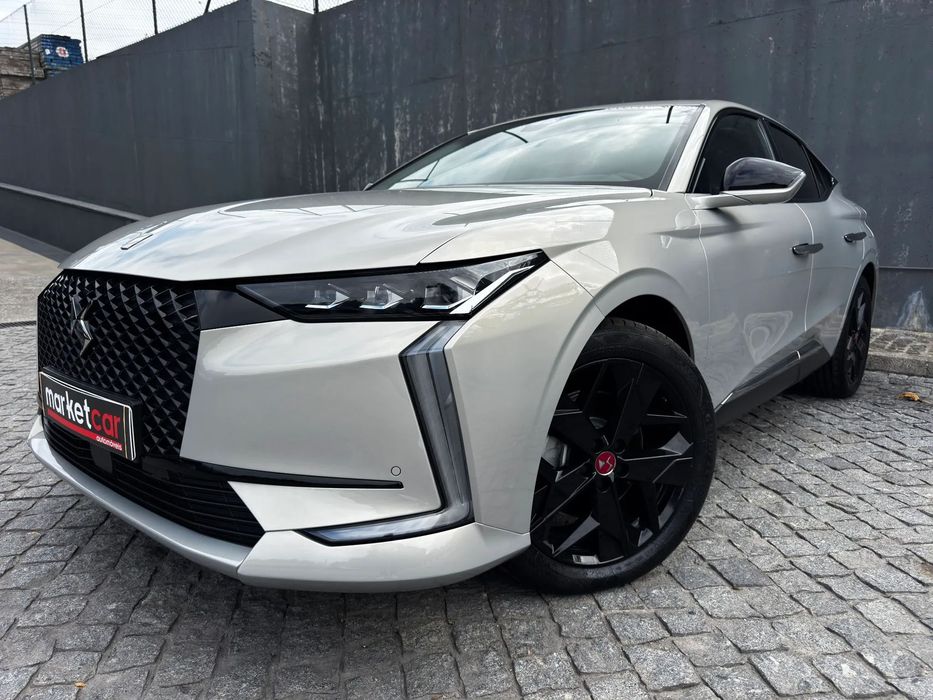 DS DS4 E-TENSE 225 PERFORMANCE LINE+