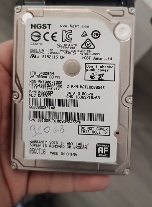Disco rígido 1tb hgst 2.5 sata