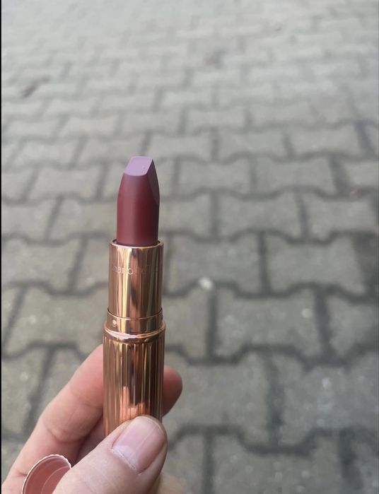 Pomadka Charlotte Tilbury