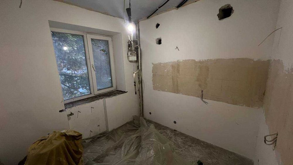 Продаж Однокімнатної квартири вул.Космонавтів зупинка Рассвет