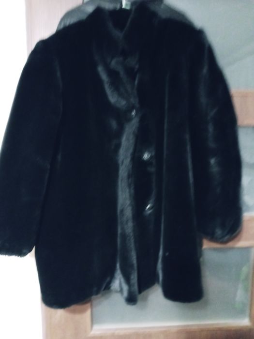 Futro czarne damskie sztuczne XL proste