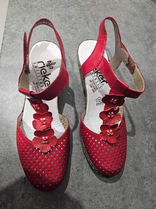 Skórzane Sandały czółenka Riekier Antistress nowe rozm 36-37