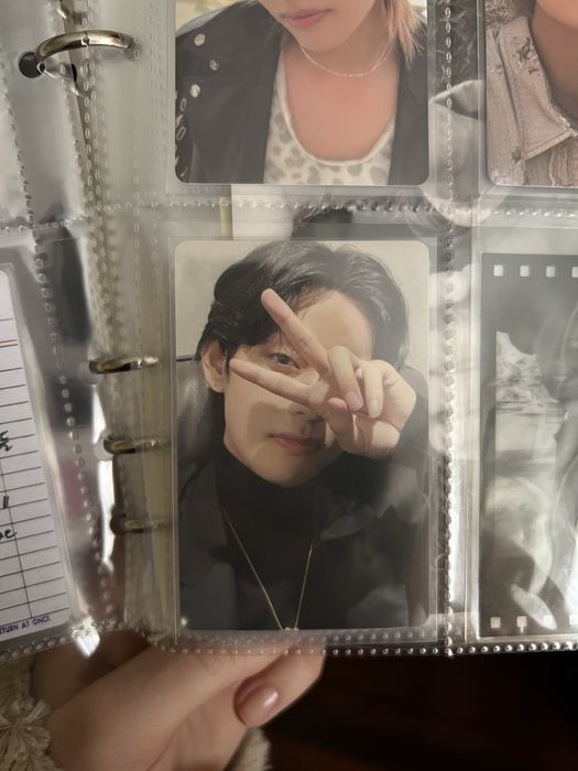 v bts - купити предмети колекціонування - Ціна на OLX.ua