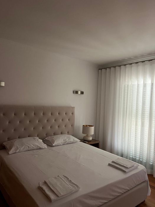 Cama como em otimo estado como nova