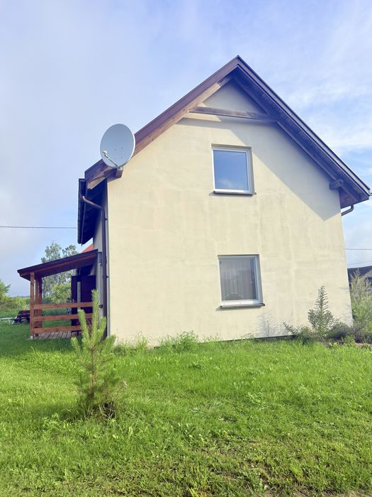 Przytulny dom na sprzedaż, z garażem bez pośredników