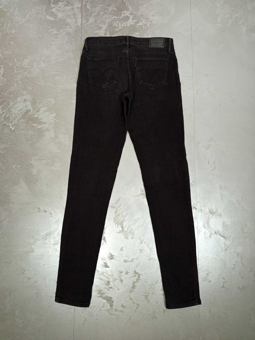 Damskie spodnie Levis 711 skinny W28 S