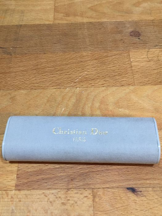 Caneta da Christian Dior com estojo.