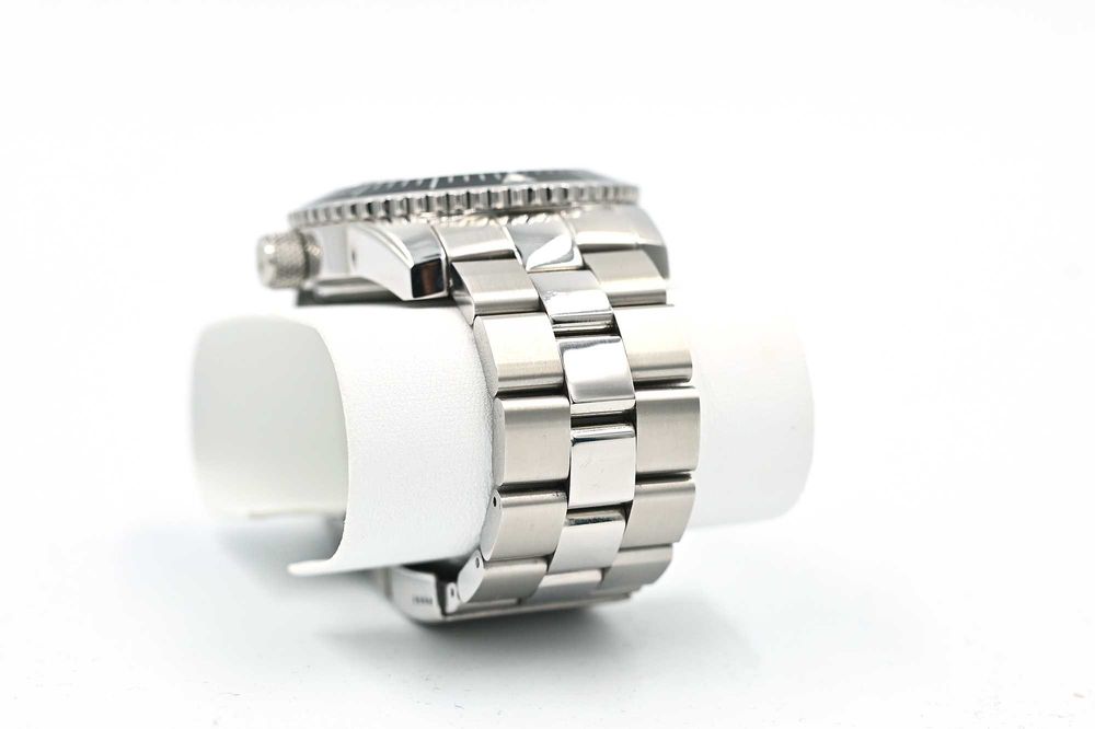 Diver Revue Thommen Diver 300M Automat