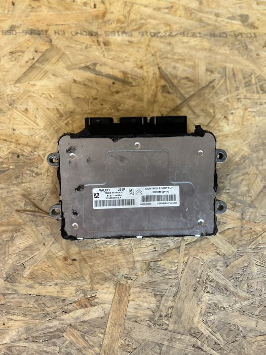 Peugeot 207 / Streownik Silnika / Komputer