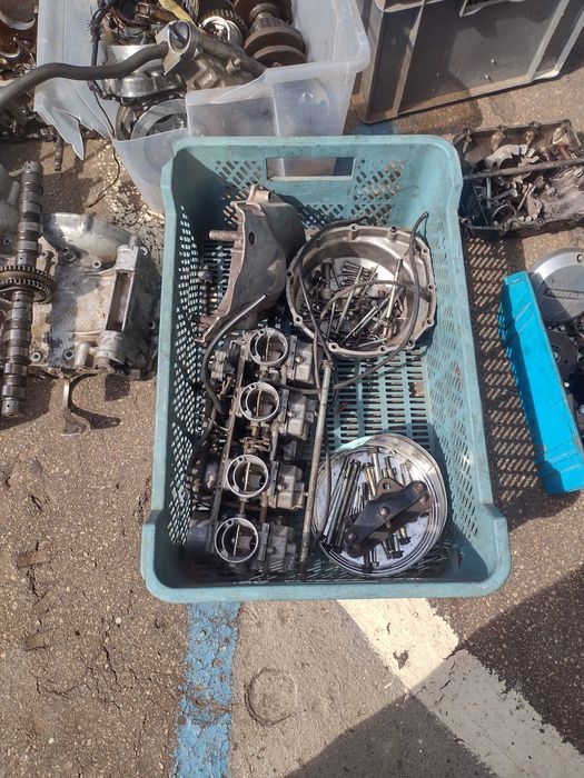 Silnik CB 750  Części