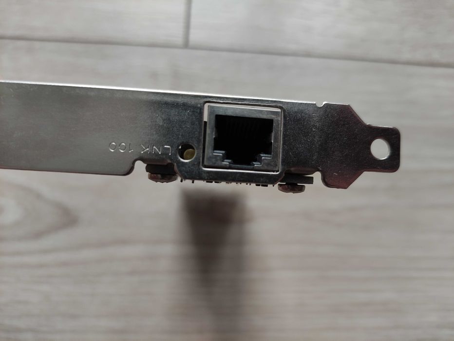 Karta sieciowa FastEthernet do komputera