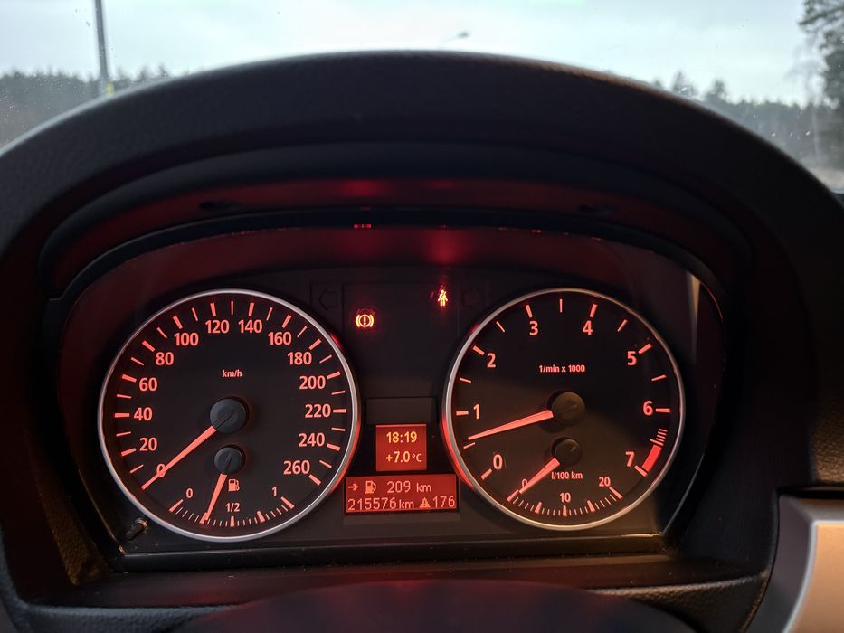 BMW 320i e90 2005 rok