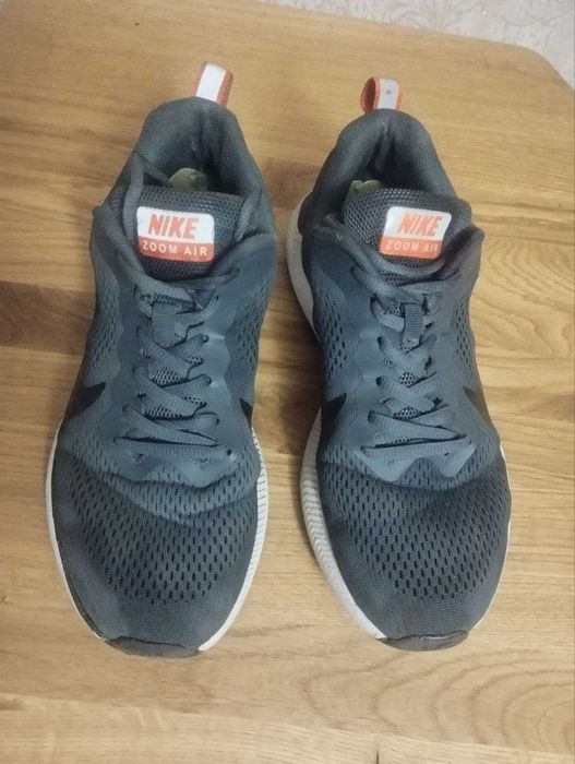 Кросівки Nike Air Zoom Guide Running розмір 41, устілка 26 см.
