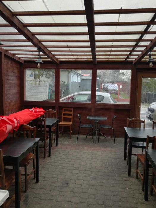 Bar pizzeria do wynajęcia bez odstępnego.