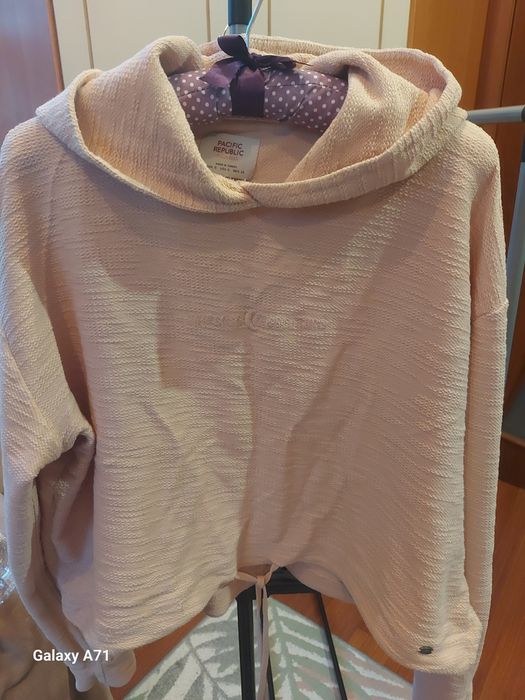 Худі PULL BEAR. Жіноче укорочене худі