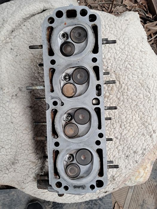 Головка блока Гбц Опель вектра А 1.6 бензин в отличном состоянии.