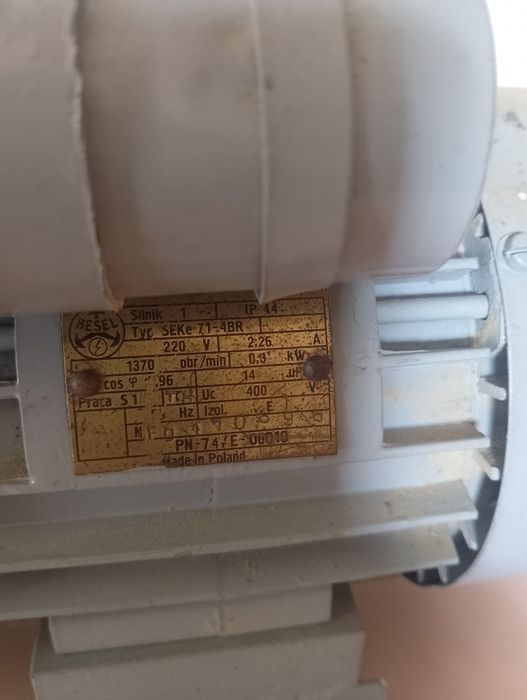 Silnik elektryczny Besel 0.3kW