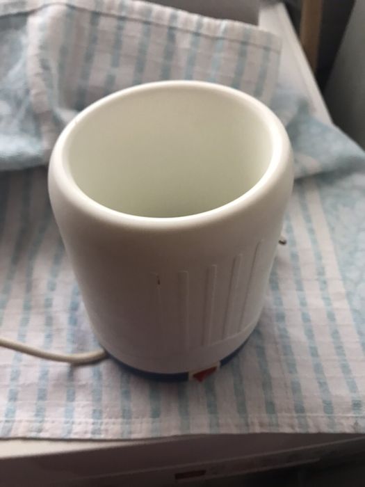 Aquecedor de biberão marca CHICCO