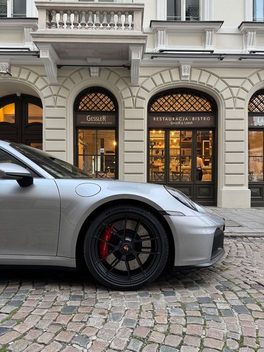 Felgi Koła Porsche 911 Nowe centralna śruba z oponami  – oryginał Porsche