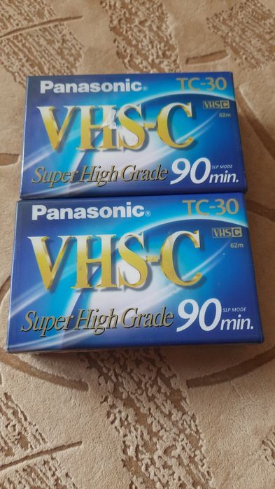 VHS C відеокасети TDK, зроблено в Японії