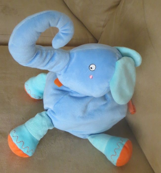 Elefante Azul, Grande + Oferta DVD Zoom - Comédia