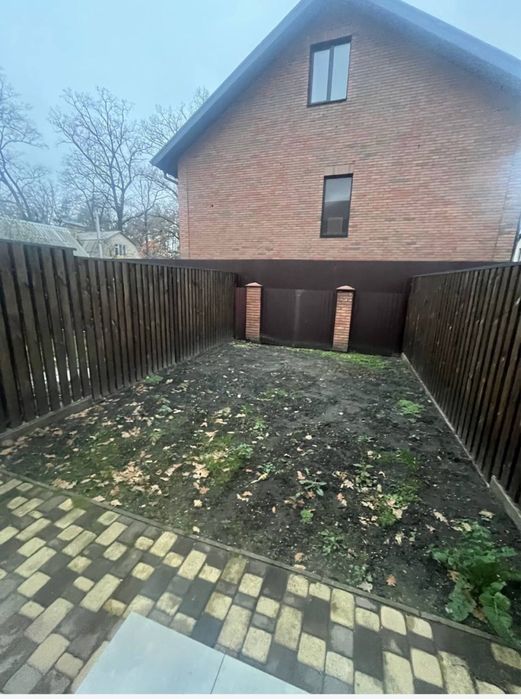 Продам таунхаус з газом та ремонтом