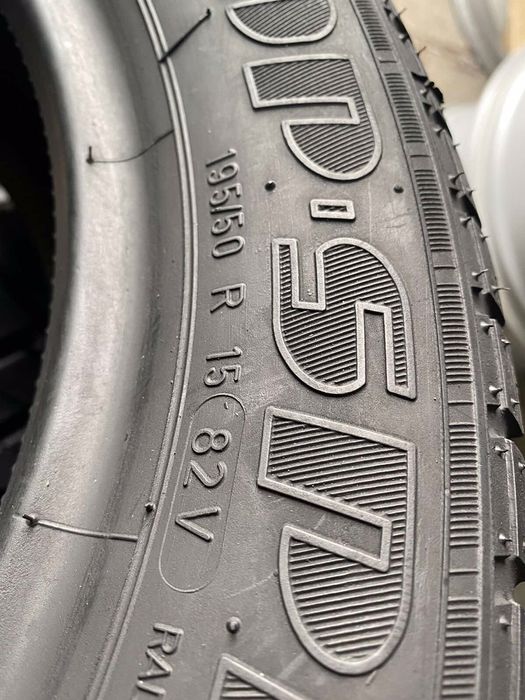 195/50/15 R15 Semperit Top-Speed 2шт новые