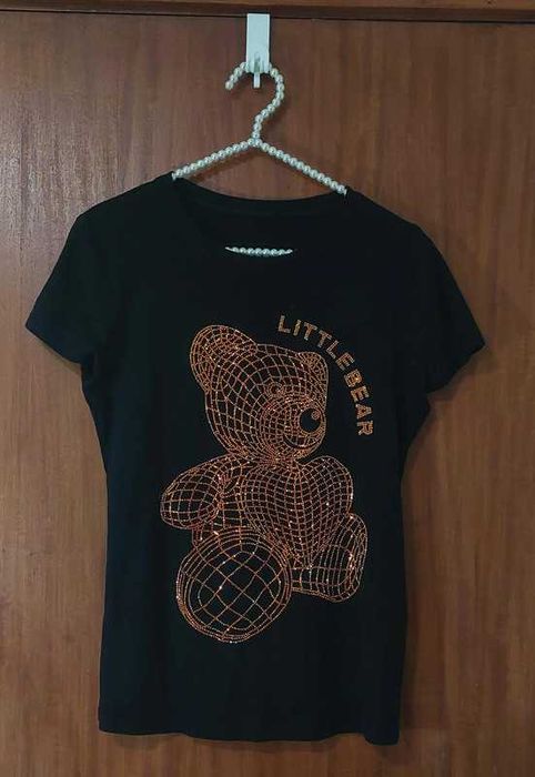 T-shirt preta manga curta