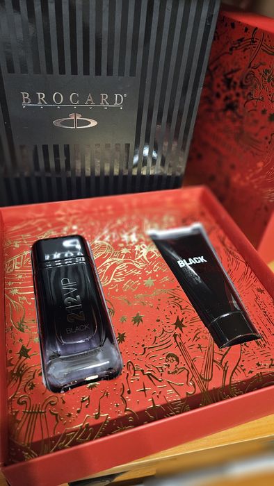 Чоловічий подарунковий набір Carolina Herrera 212 VIP Black