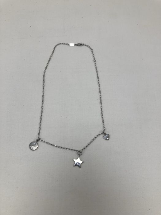 Colar Fio da Marca ONE com 3 pendentes