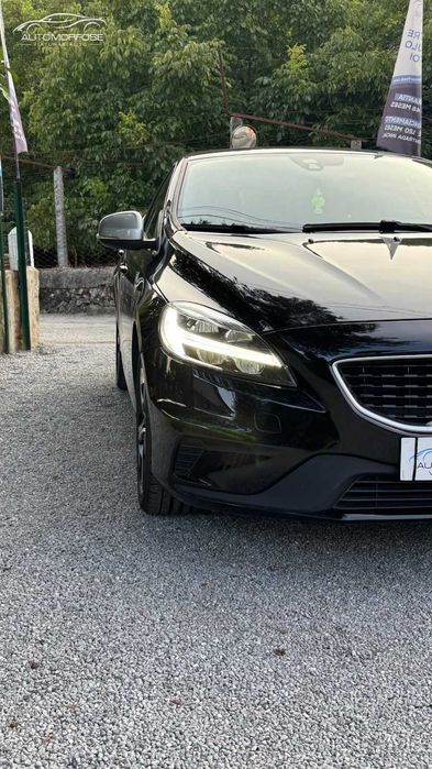Volvo V40 2.0 R-Design — photo 3