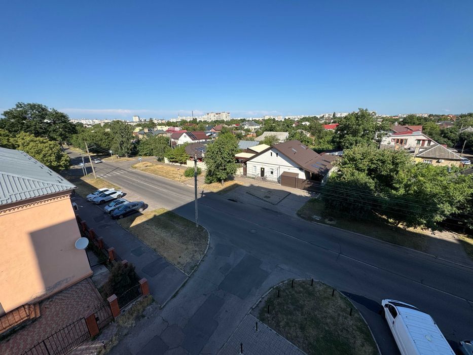 Комерційне приміщення в БЦ по вул. Пастерівська