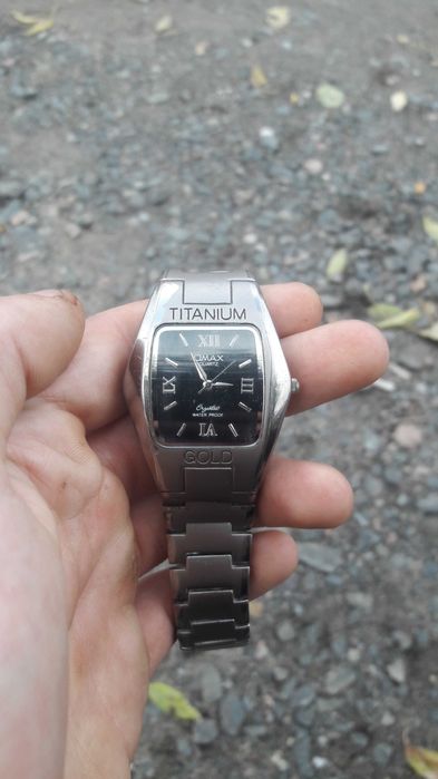 продам часи QMAX