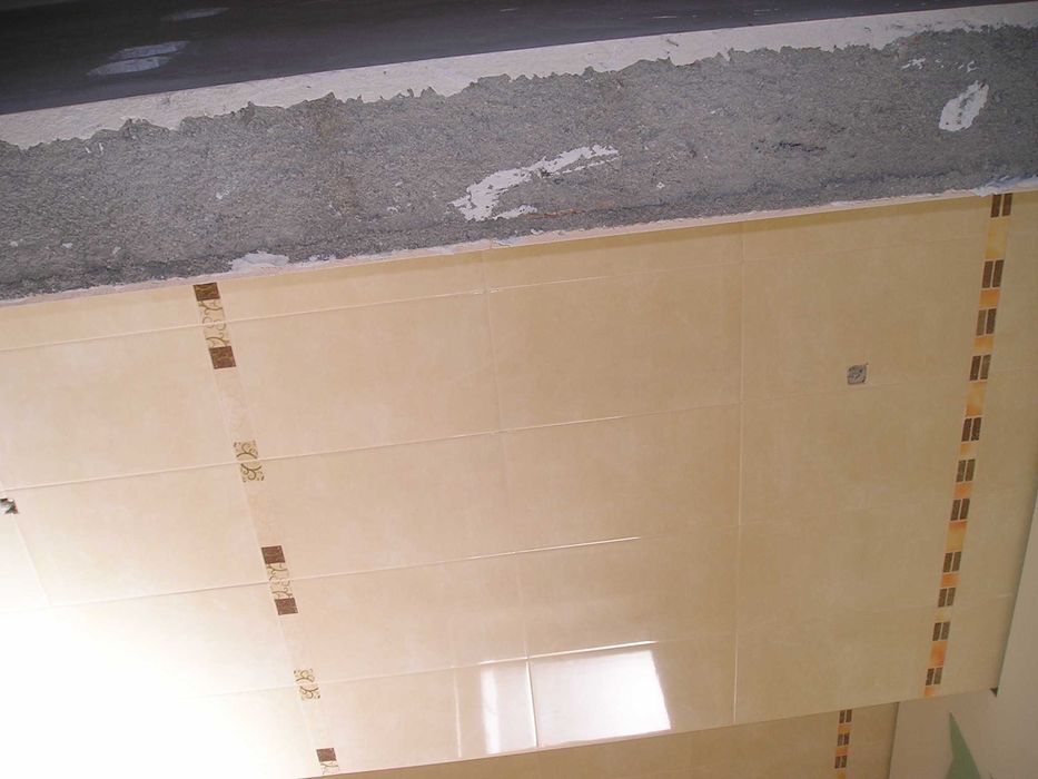 faço pequenos trabalhos de ladrilhador pedreiro e pintura