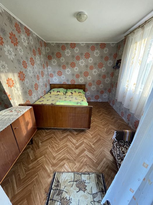 Світязь кімнати подобово