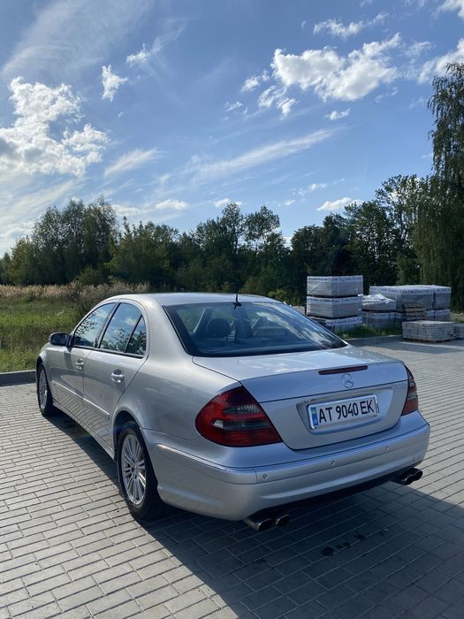 Продам Mercedes . 211 2.7