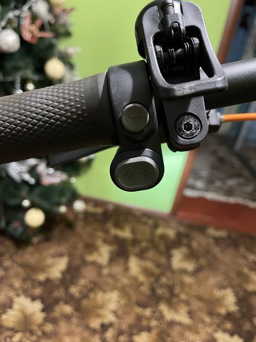 Продам электро самокат ninebot f2 pro e 55 км запас хода