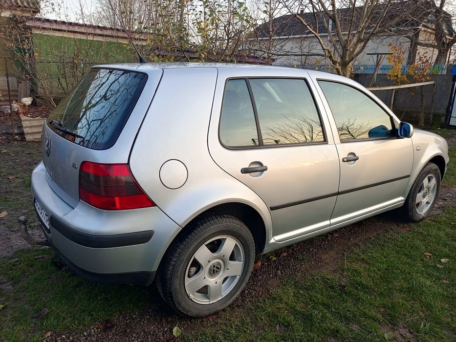 Продам  Фольксваген Гольф 4