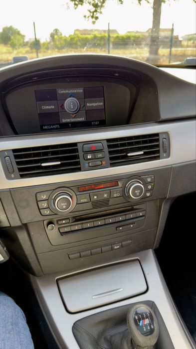 Bmw 318D touring a diésel de 2007/12 em bom estado