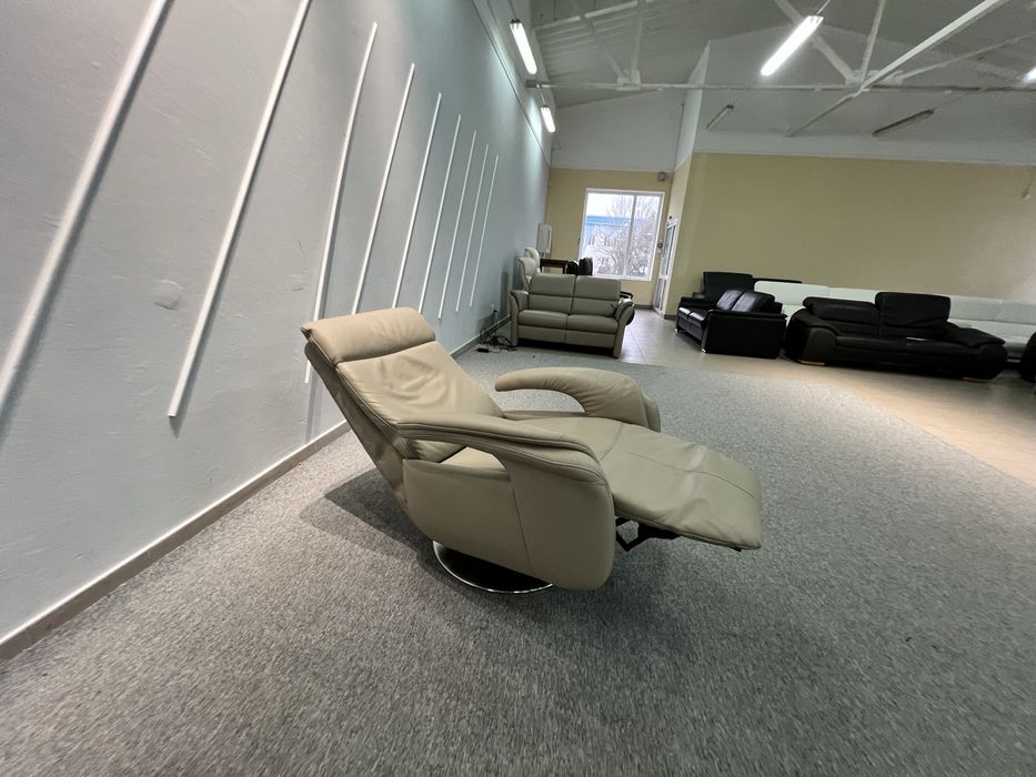 Крісло шкіряне реклайнер