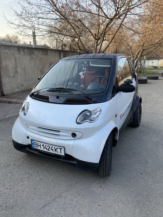 Автомобиль Smart 2004, 0.7 бензин турбо
