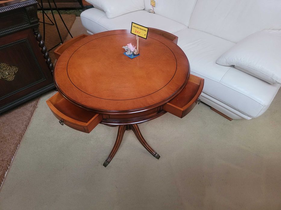 Lindíssima mesa de apoio redonda com quatro gavet