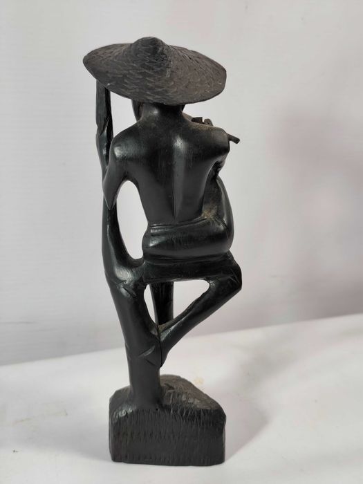 Antyczna Drewniana Figurka Rybaka