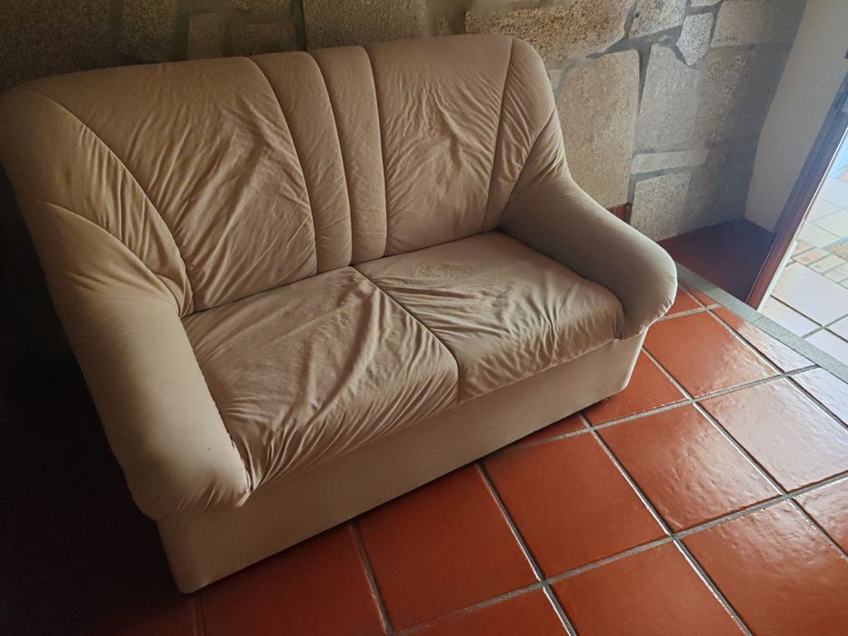 Vendo sofá em bege