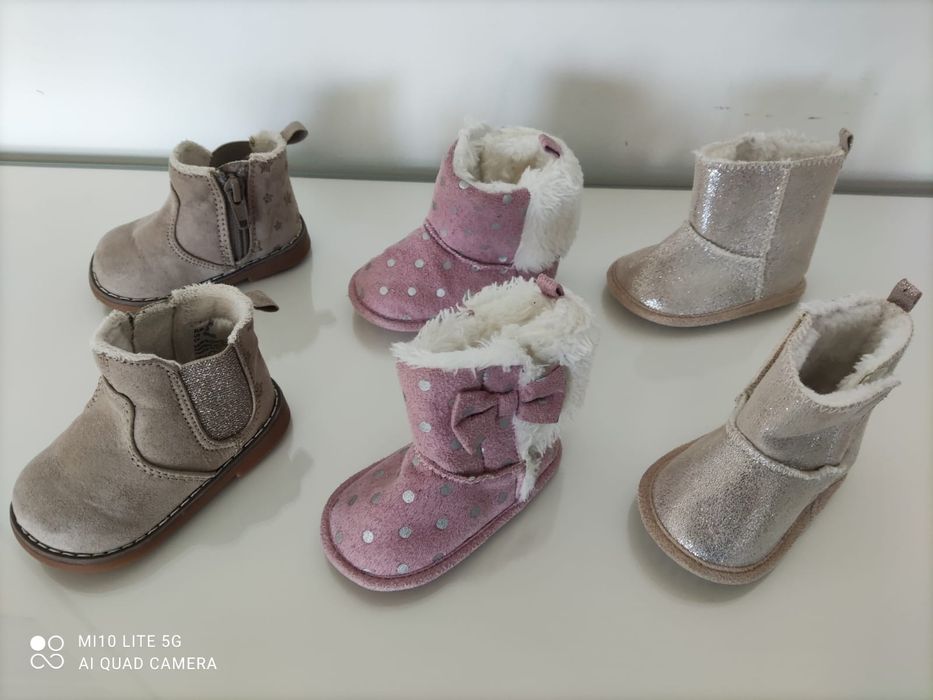 Botas - Tamanho 16-17