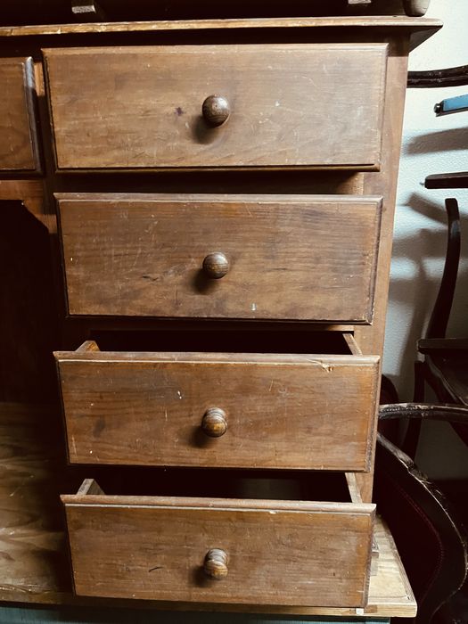 Secretaria em madeira