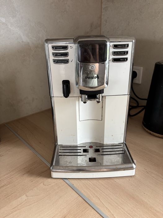 Ekspres philips latte go
