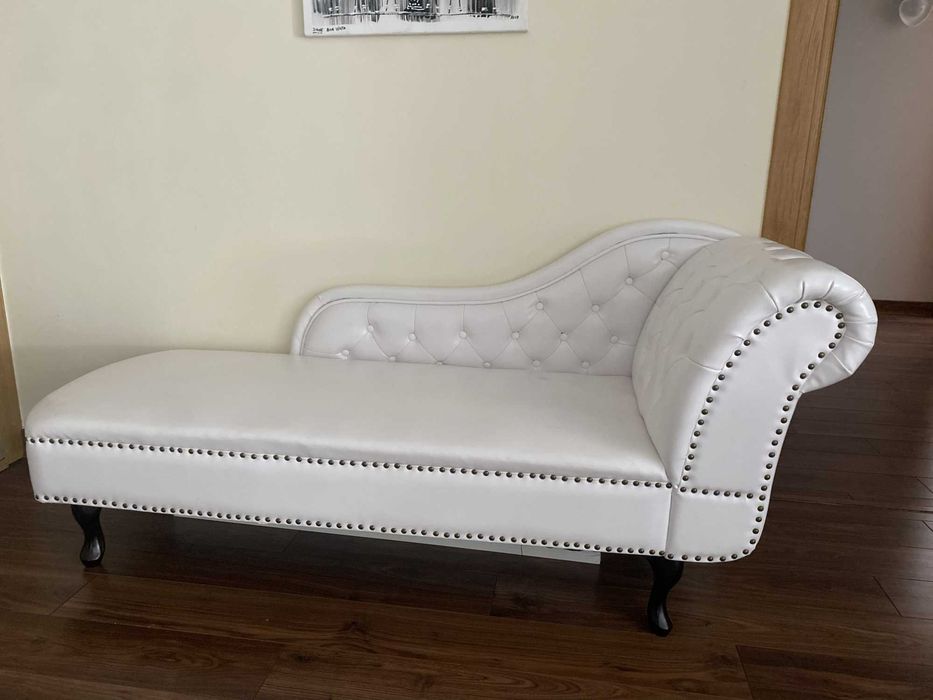 Chaise longue de couro branco