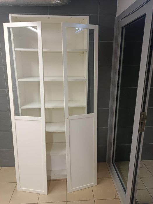 Sprzedam regał do pokoju